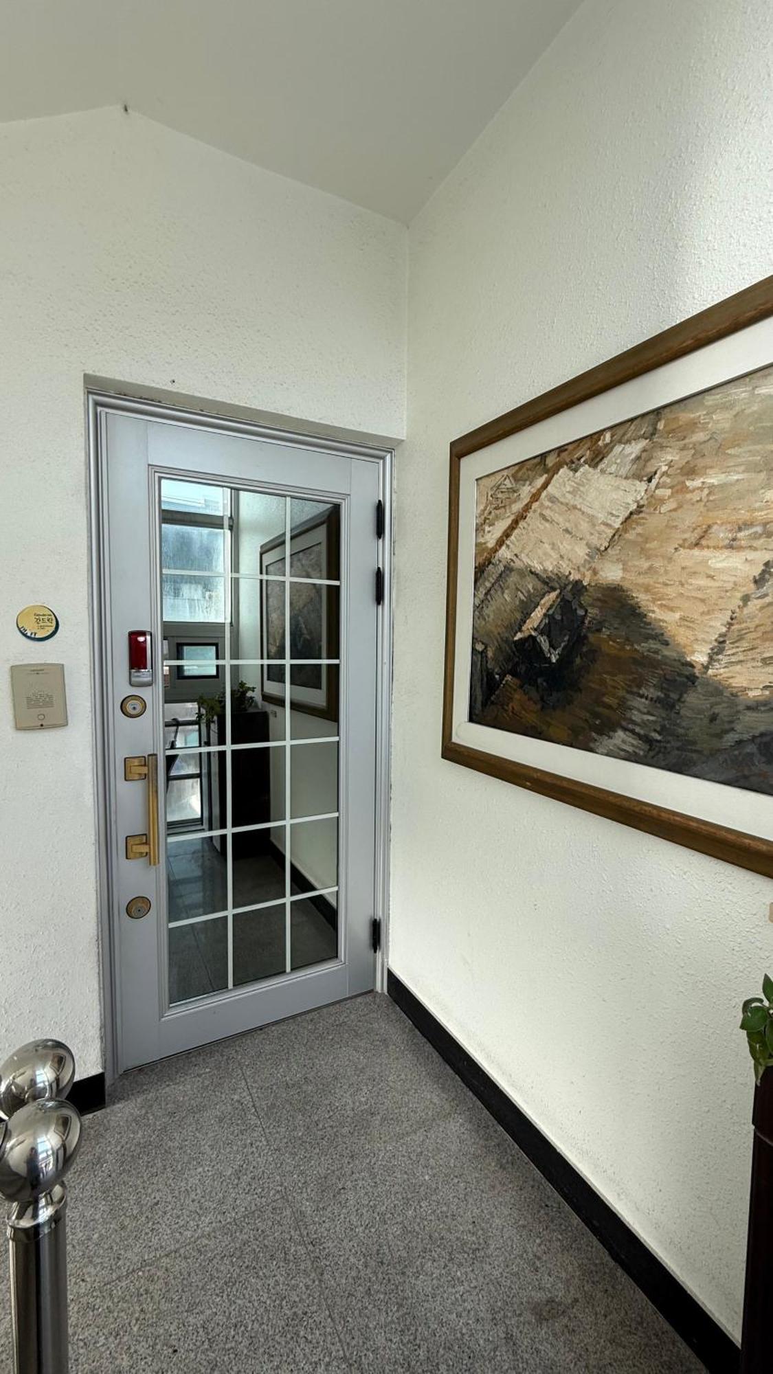 Ganderak Guesthouse Jeju Exterior photo